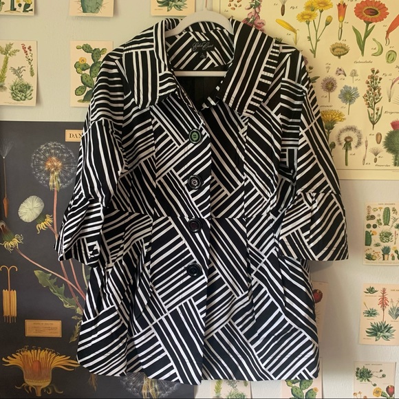 Striped jacket - Picture 2 of 6